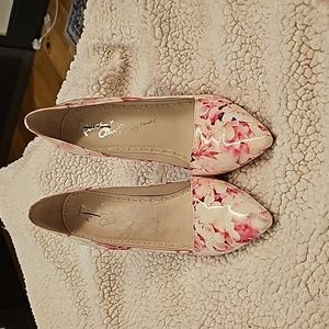 Alice + Olivia Pink Floral Pointed-Toe Heels
